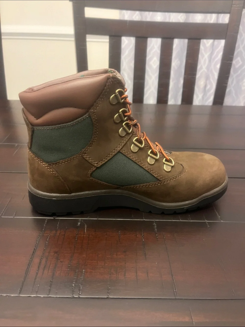 Timberland 6” Field Boots Brown Boys Youth Size 6